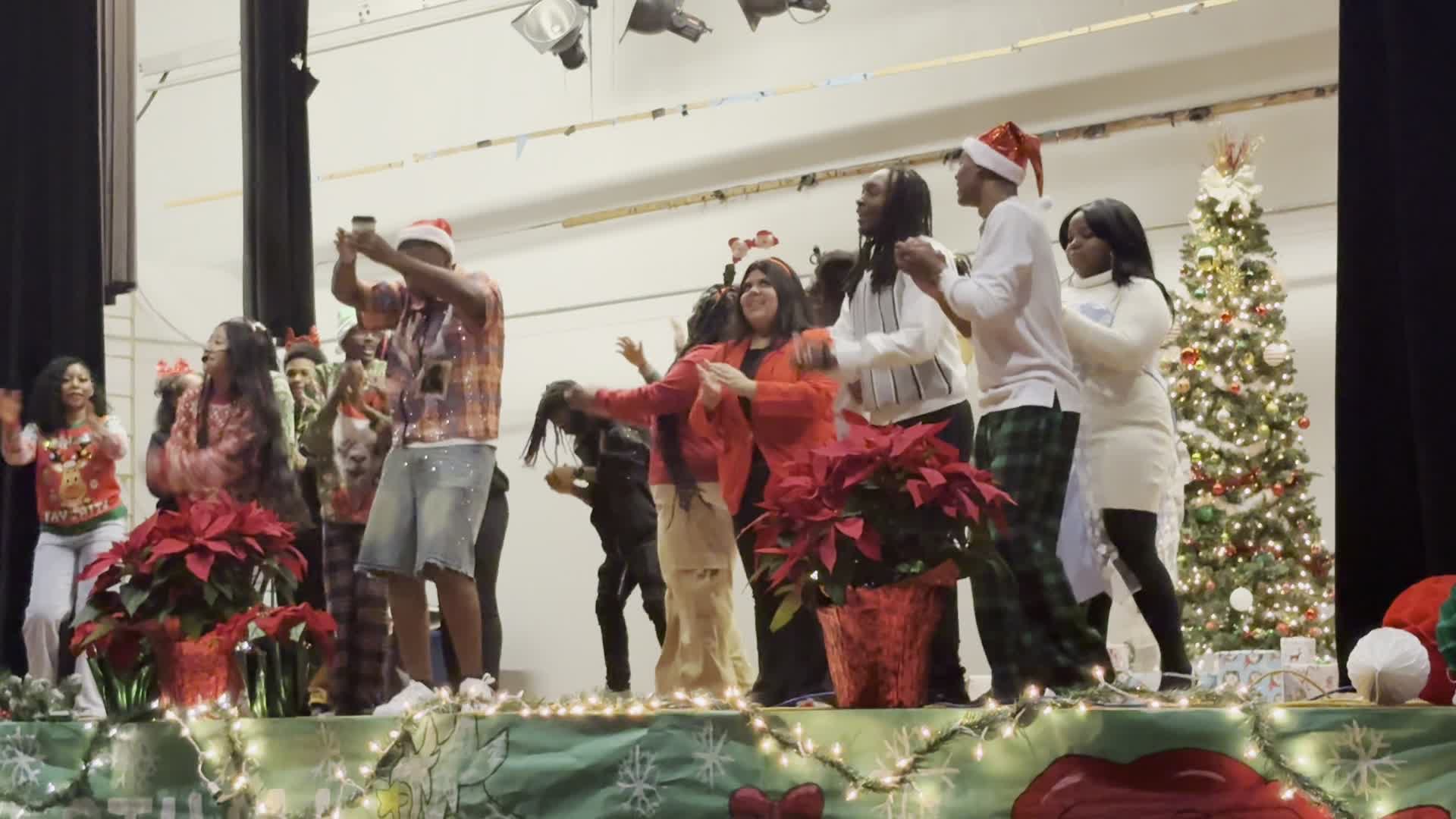 Video review of World Famous Beale Street