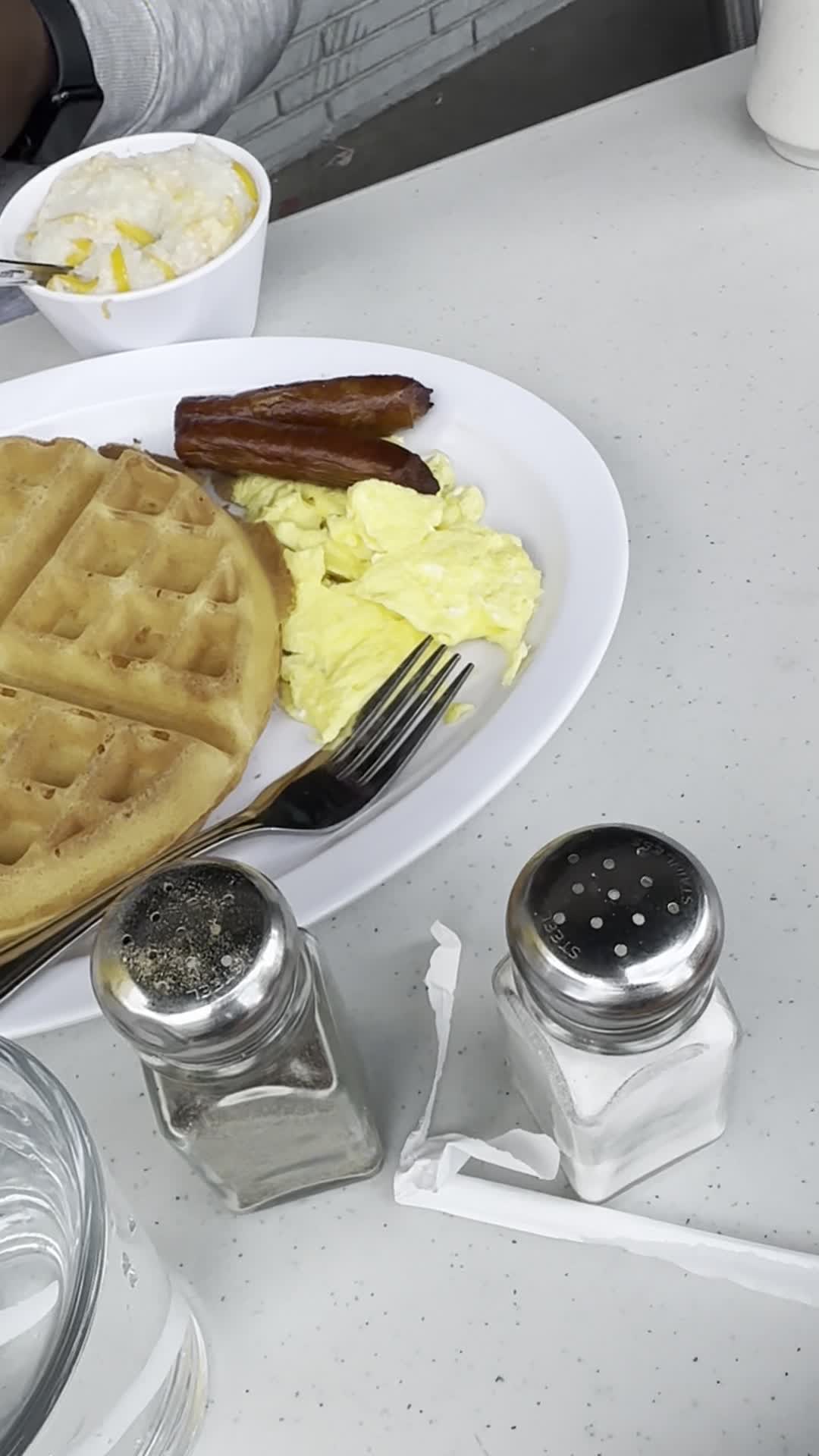 Video review of Rusty Pot Café