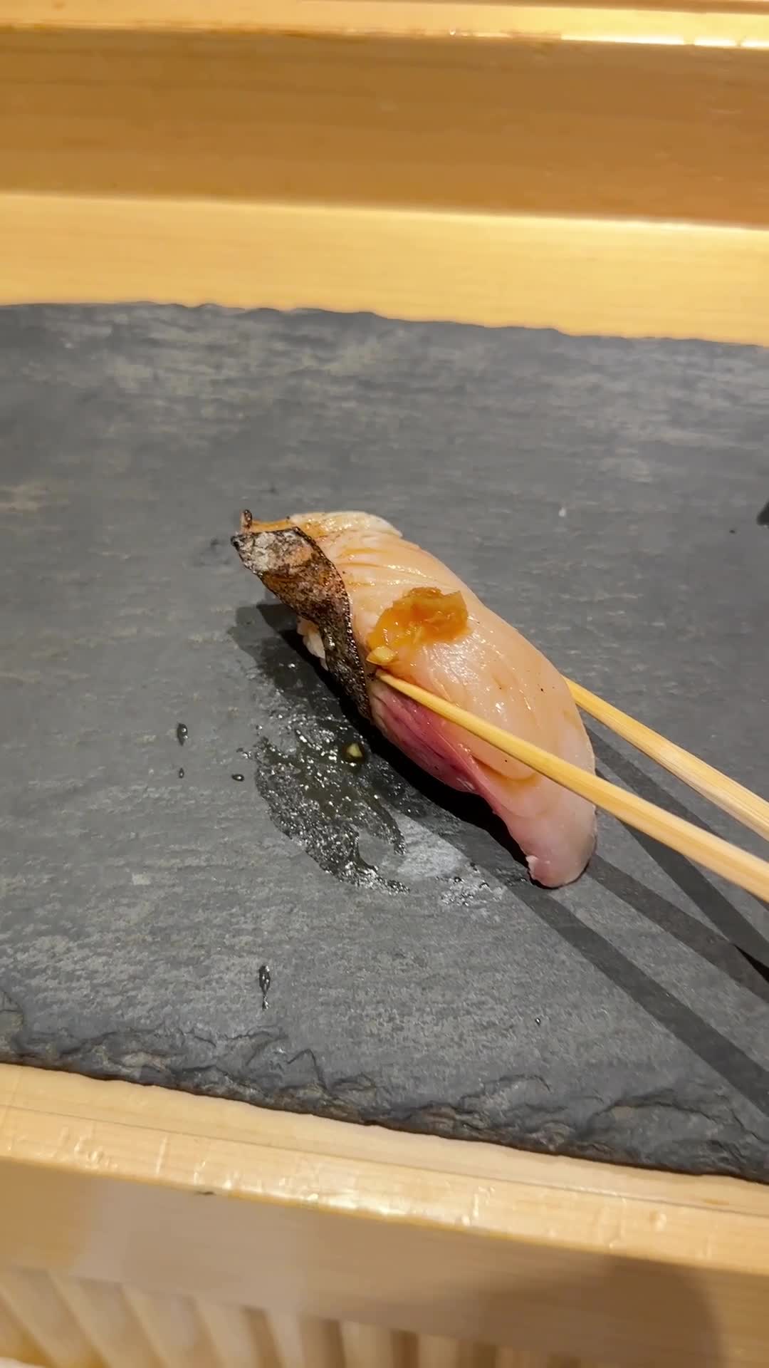 Manten Sushi Marunochi