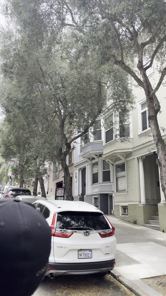 Cable Car Stop - Hyde & Lombard