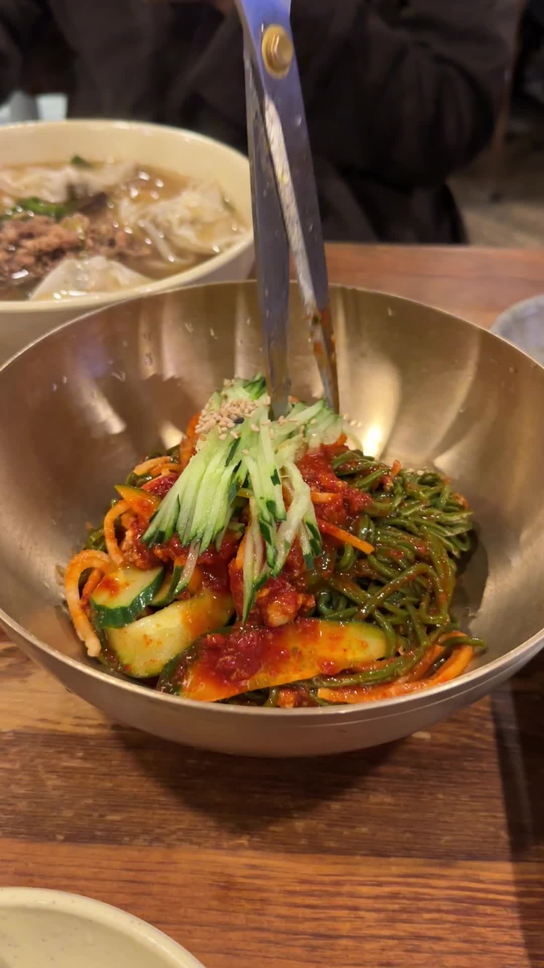 Video review of Myeongdong Kyoja (명동교자)