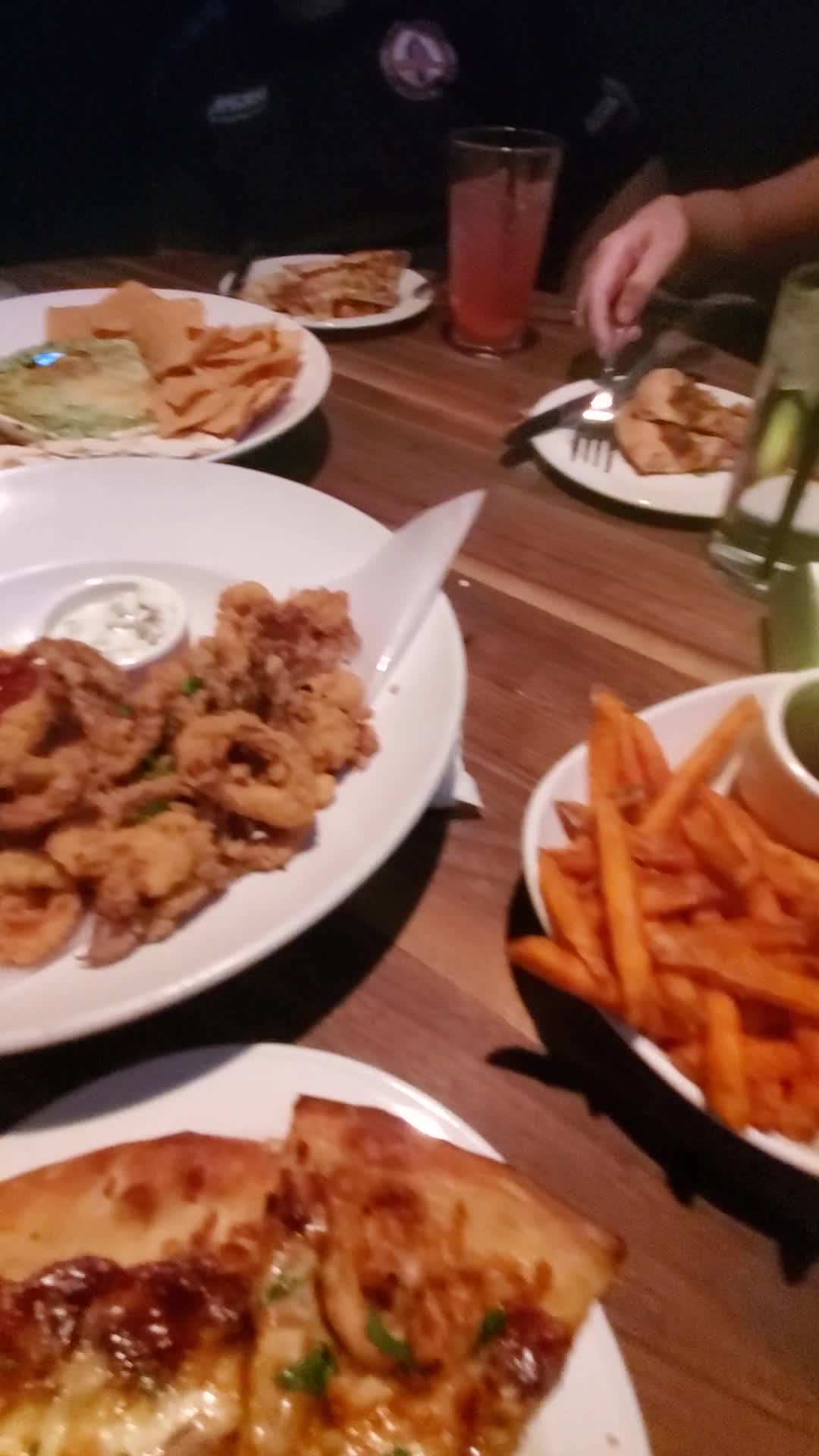 Video review of Yard House