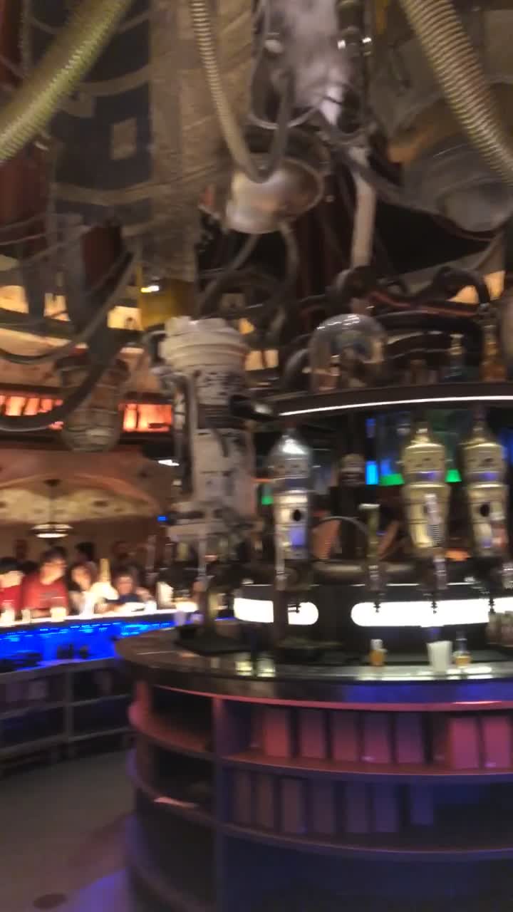 Oga's Cantina at the Disneyland Resort