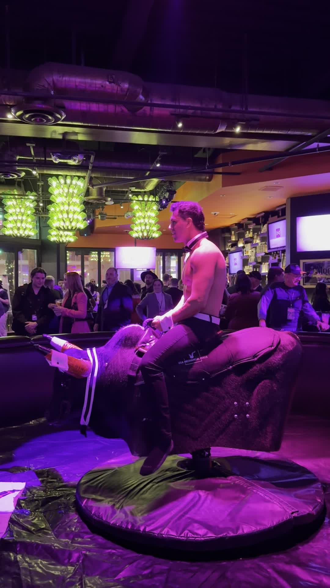 Video review of Mat Franco Theater
