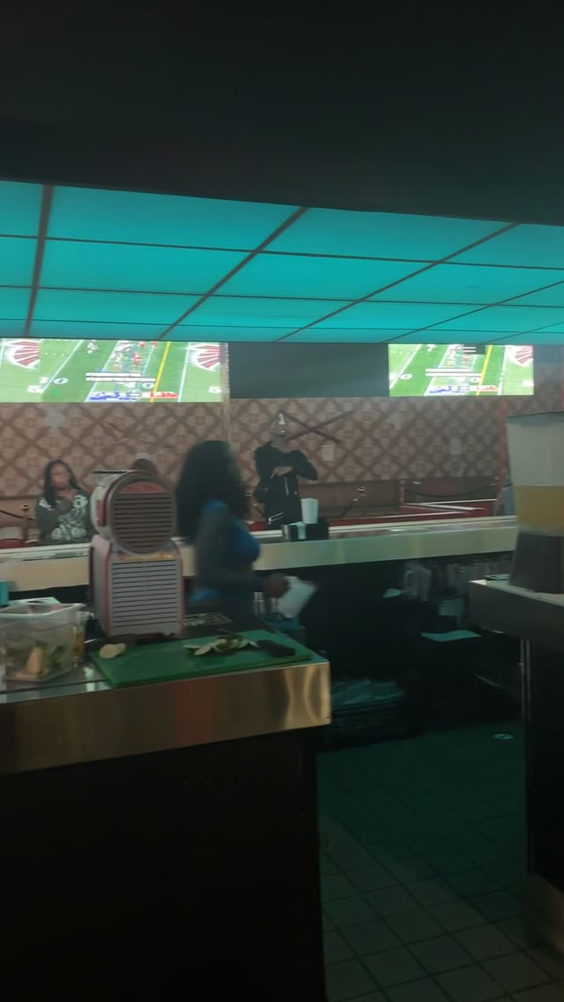 VVS Restaurant & Bar