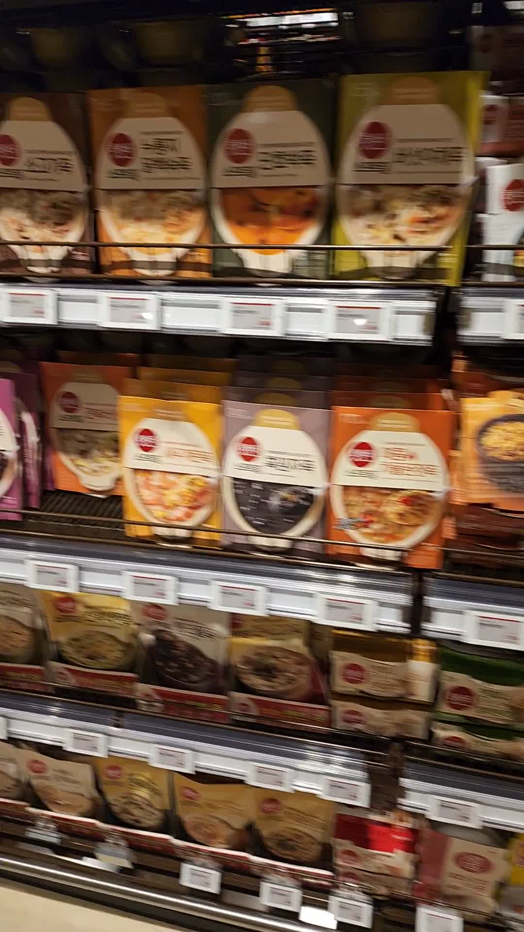 Video review of LOTTE Department Store (롯데백화점)