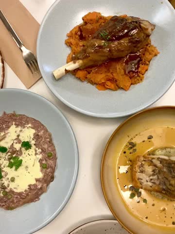 Video review of Ripples Milsons Point
