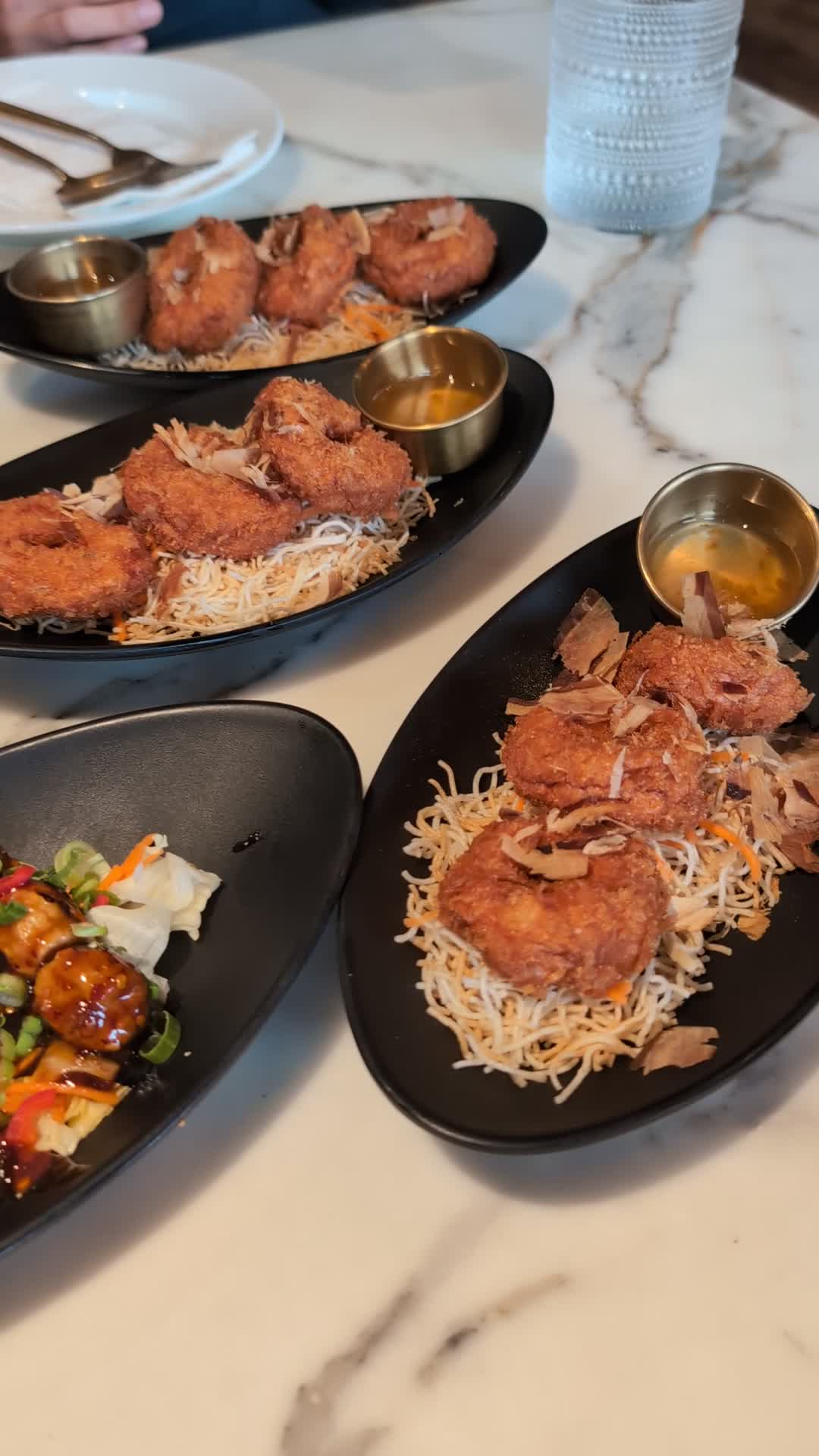 Pii Nong Thai Eatery