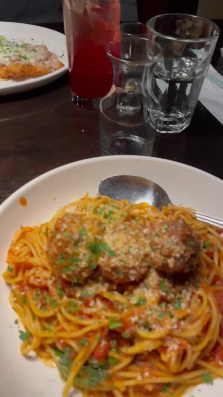 Nick's Restaurant And Bar