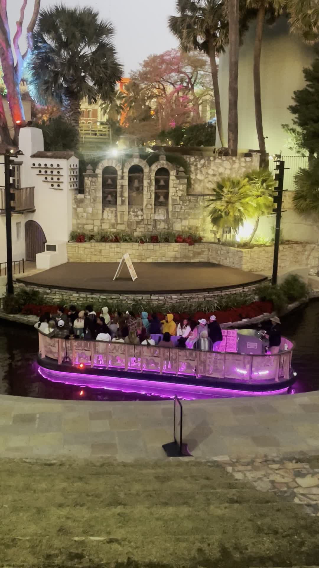 Video review of Arneson River Theatre