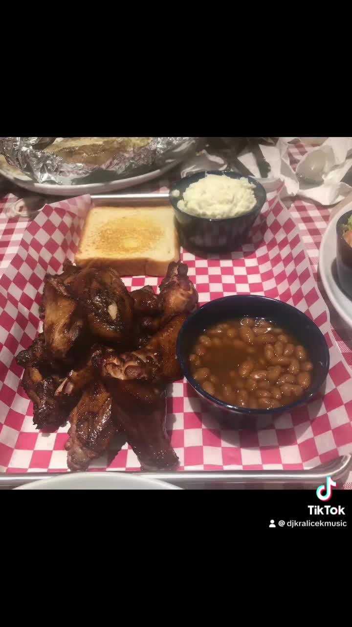 T-Bones Steakhouse & Grill