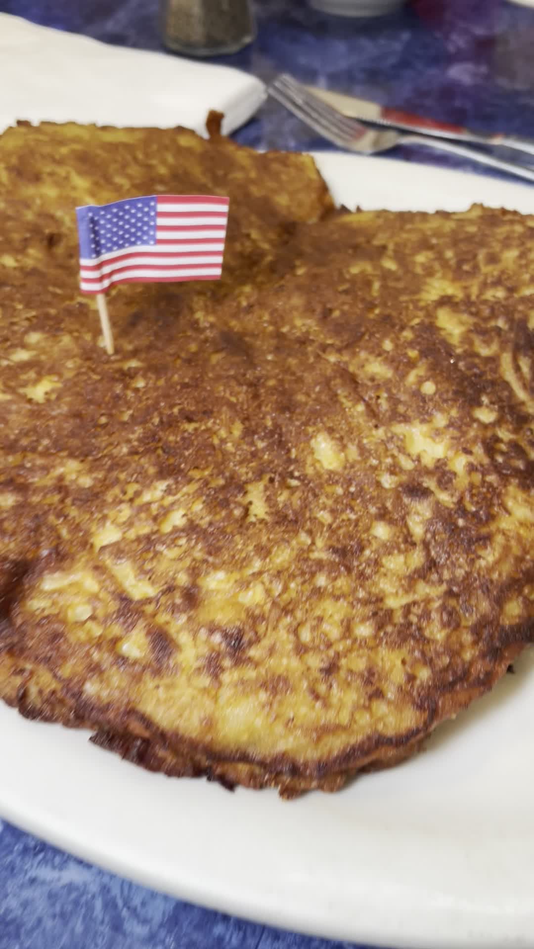 Video review of Harold's New York Deli