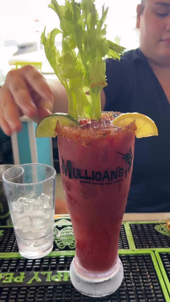 Mulligans Beach House Bar & Grill Lauderdale-By-Sea