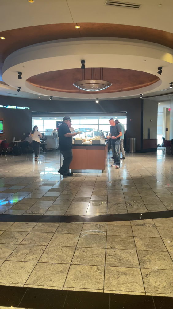 Delta Sky Club
