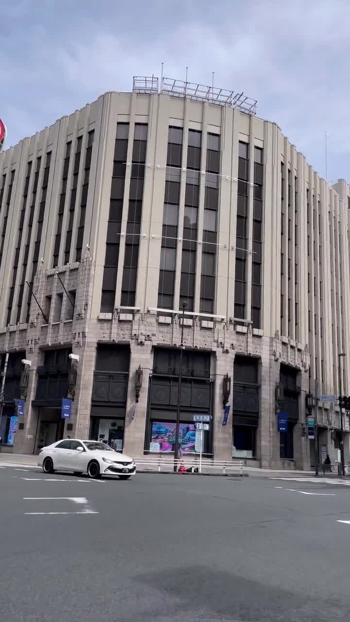 Video review of Isetan (伊勢丹 新宿店)