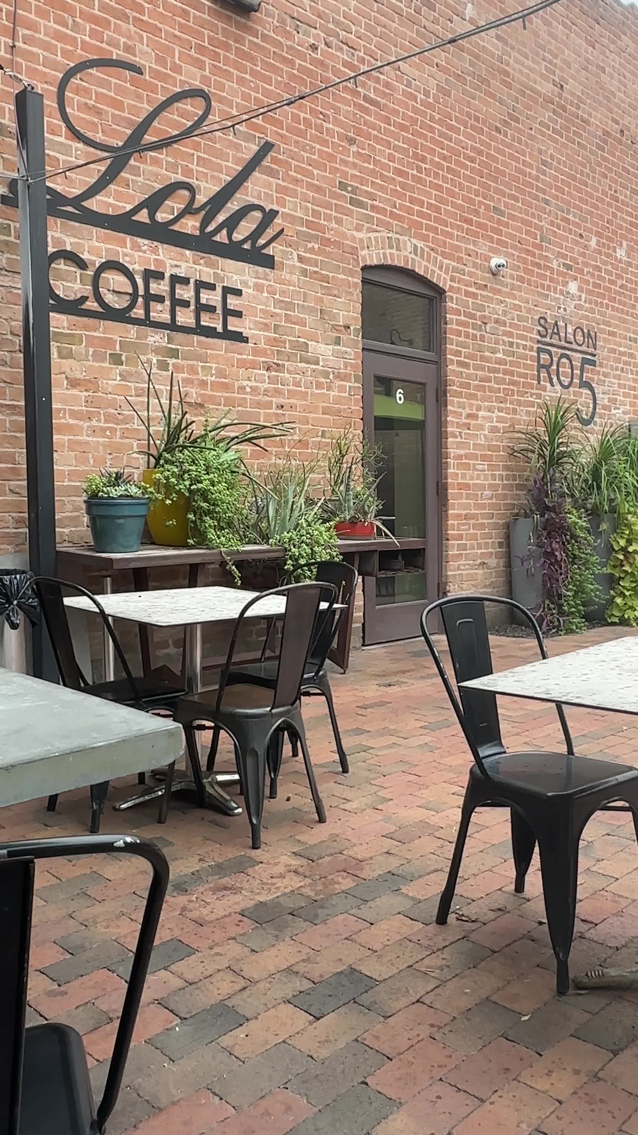Video review of Lola Coffee