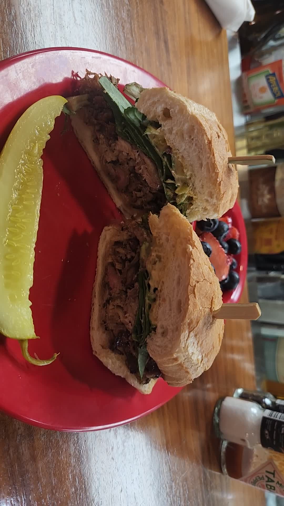 Holly's Gourmet's Market & Cafe