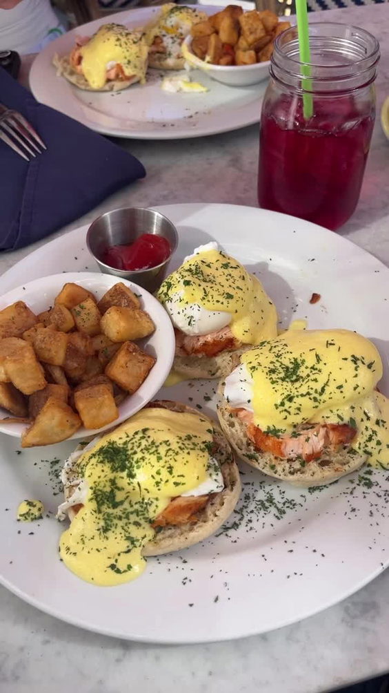 Cafe Americano Collins Avenue