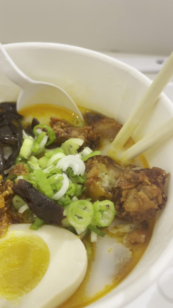 Pora Ramen