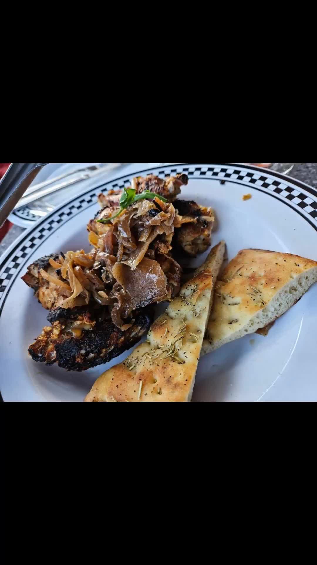 Anthony's Coal Fired Pizza & Wings