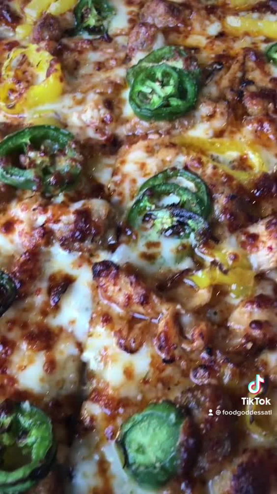 Slim & Husky's Pizza Beeria