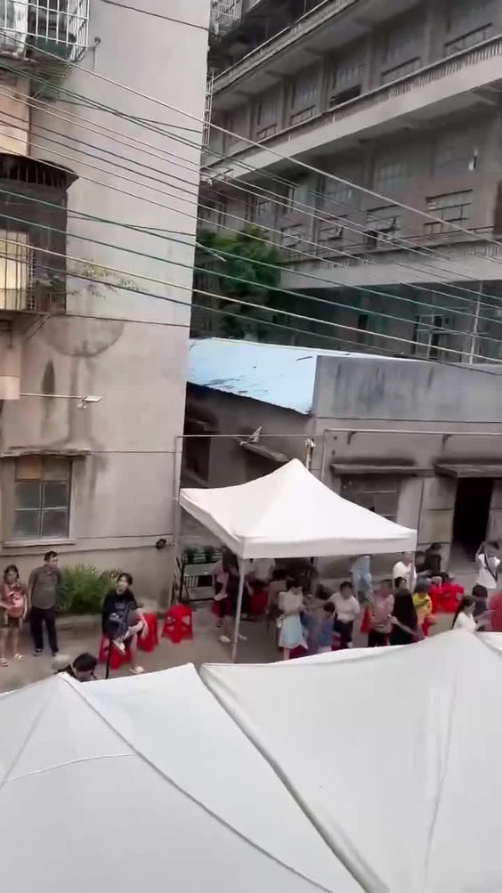 金发夜总会ktv
