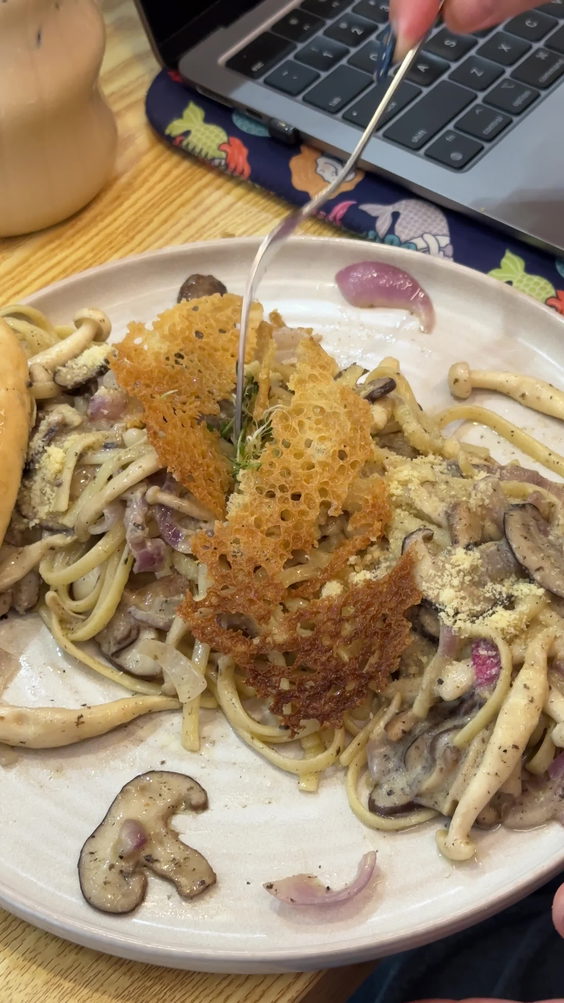 Neo Art Cafe