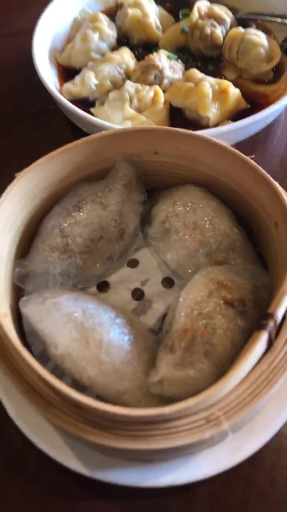 Hutong Dumpling Bar (胡同)