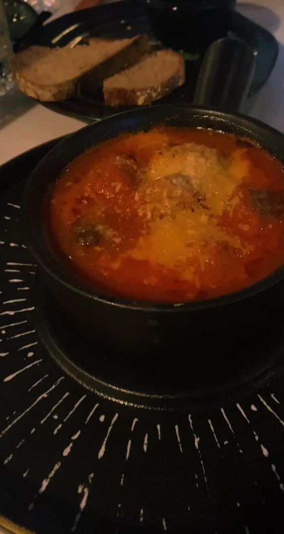 Botanya Restaurant & Bar