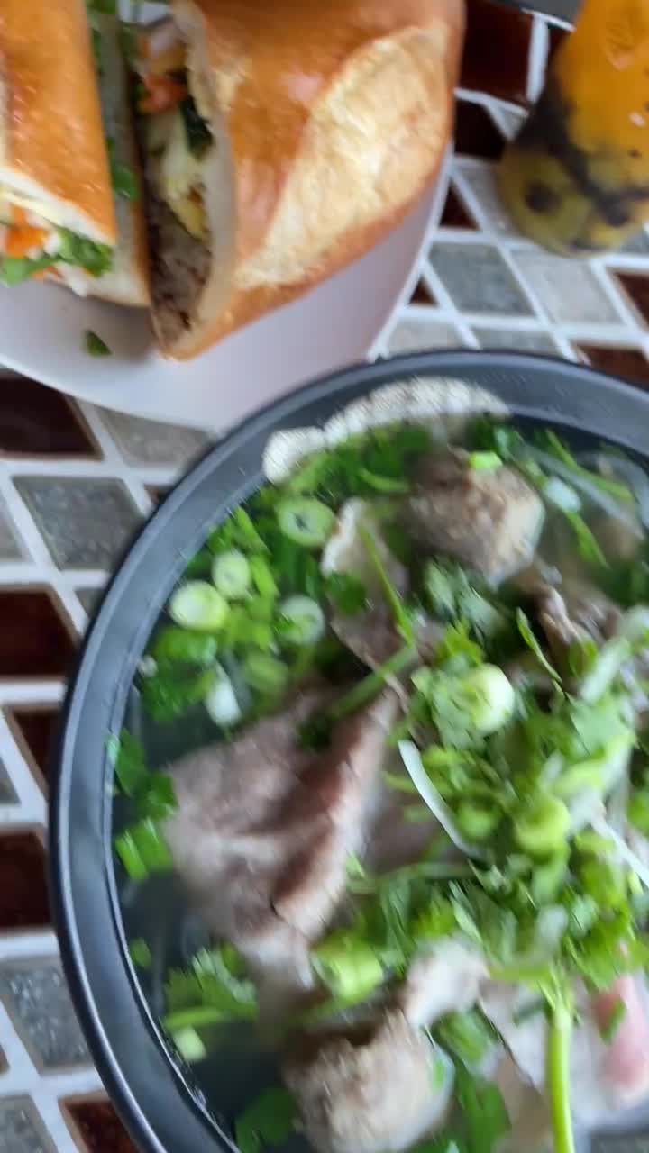 Pho & Banh Mi