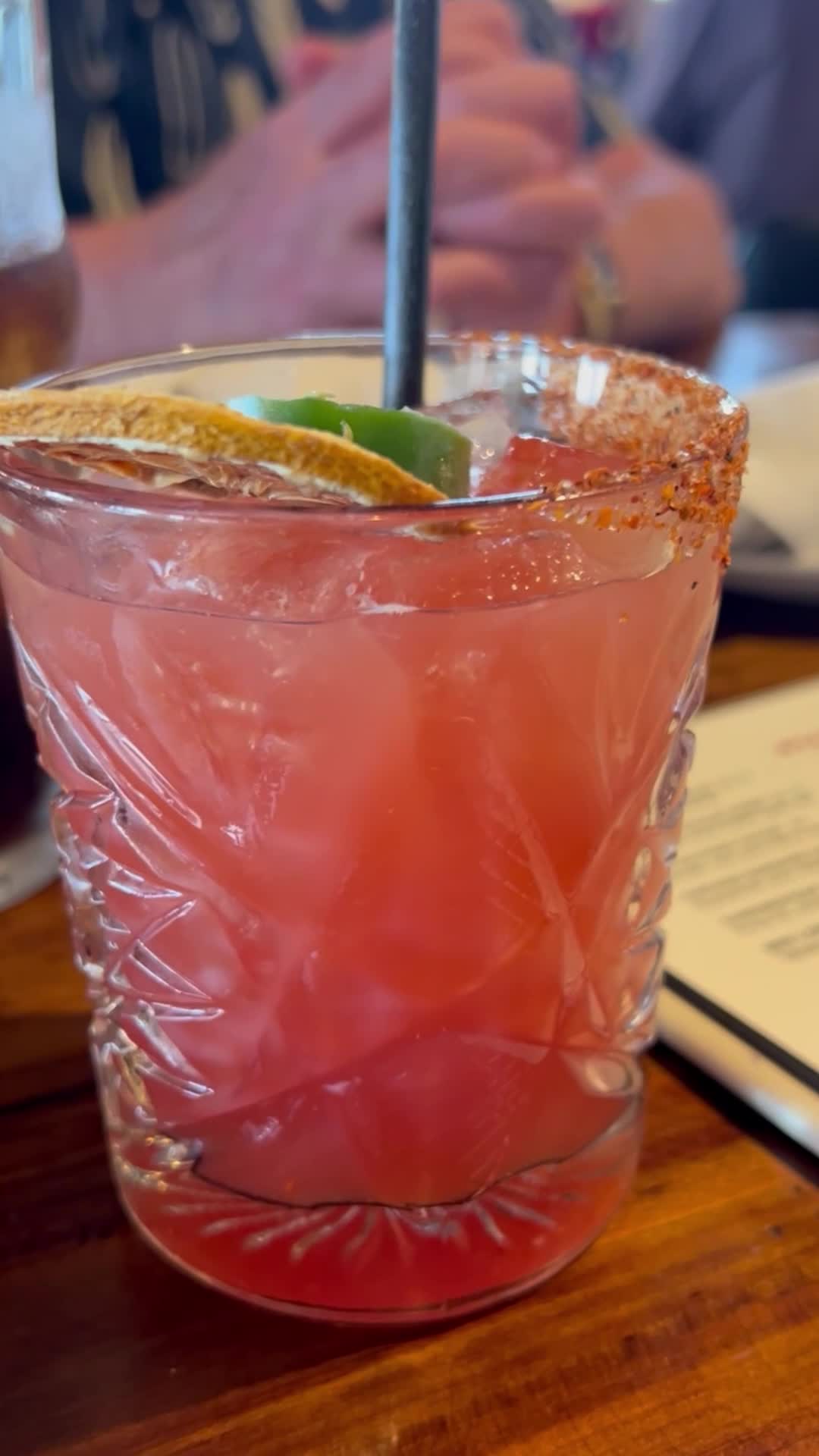 Video review of Bacari