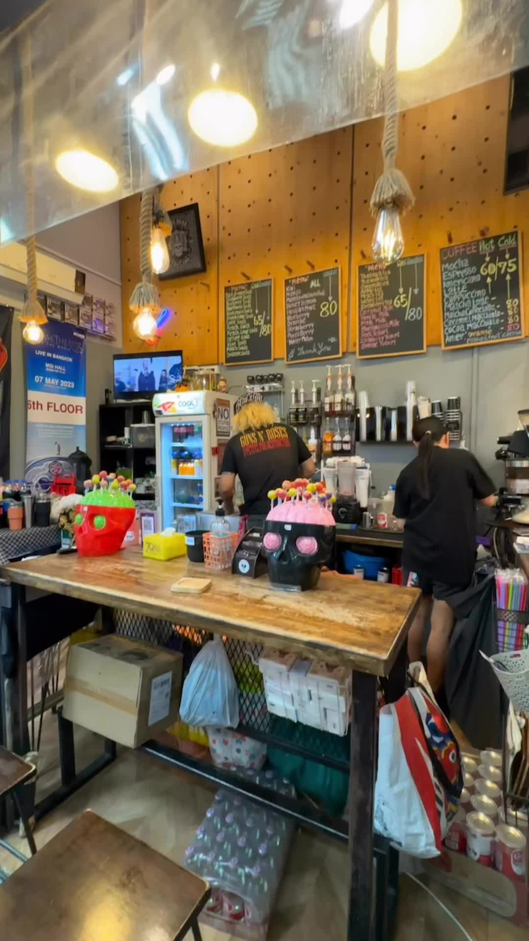 Chatuchak Wholesale Night Market (ตลาดนัดขายส่ง)