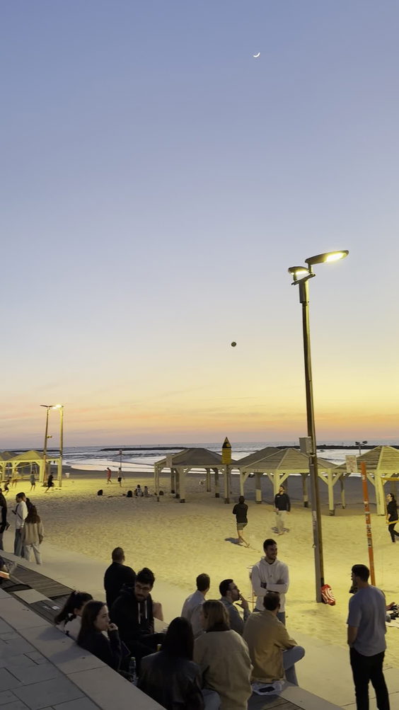 La Mer Beach