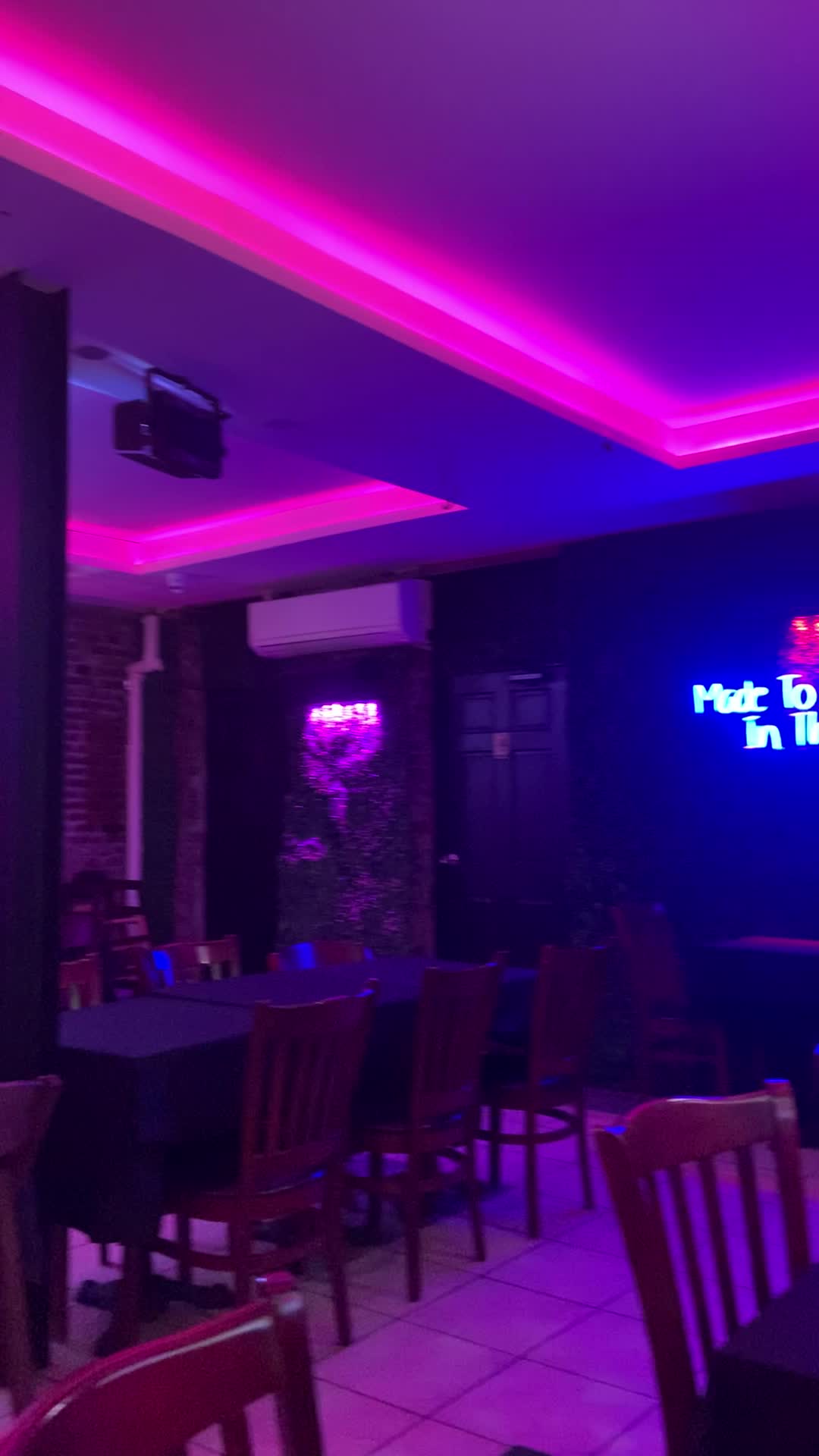 Made21 Restaurant & Lounge