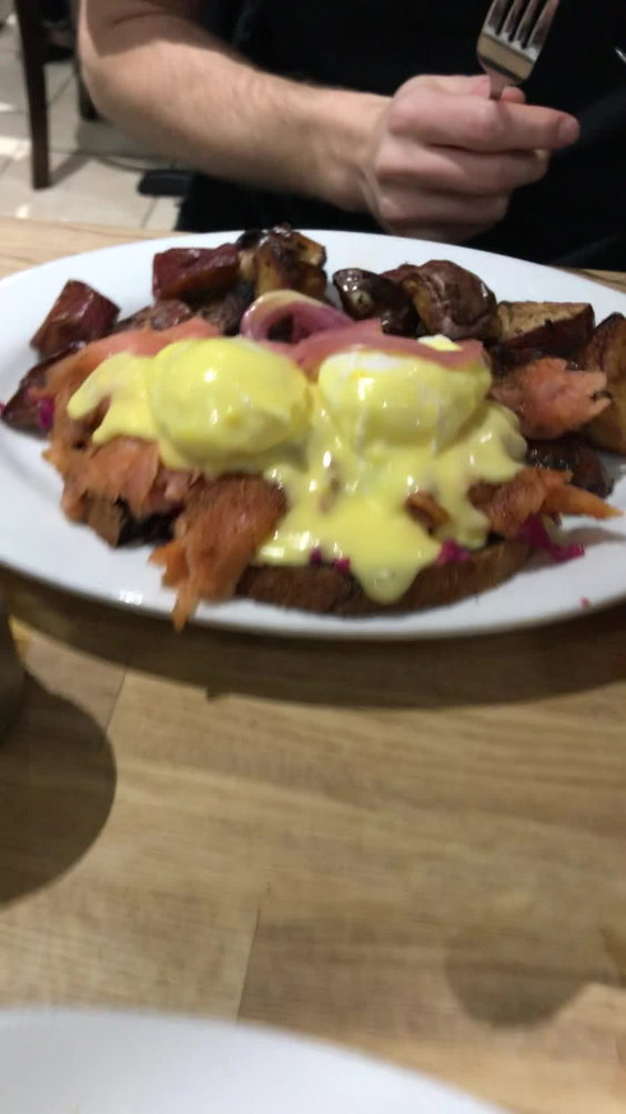 Green Eggs Café