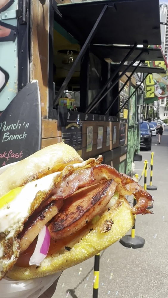 Munch ‘n Brunch Waikiki