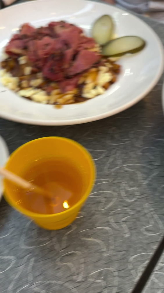 Universel Déjeuners et Grillades