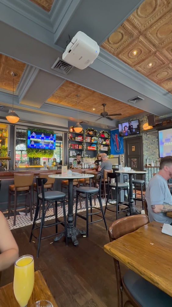 Oliver's Astoria