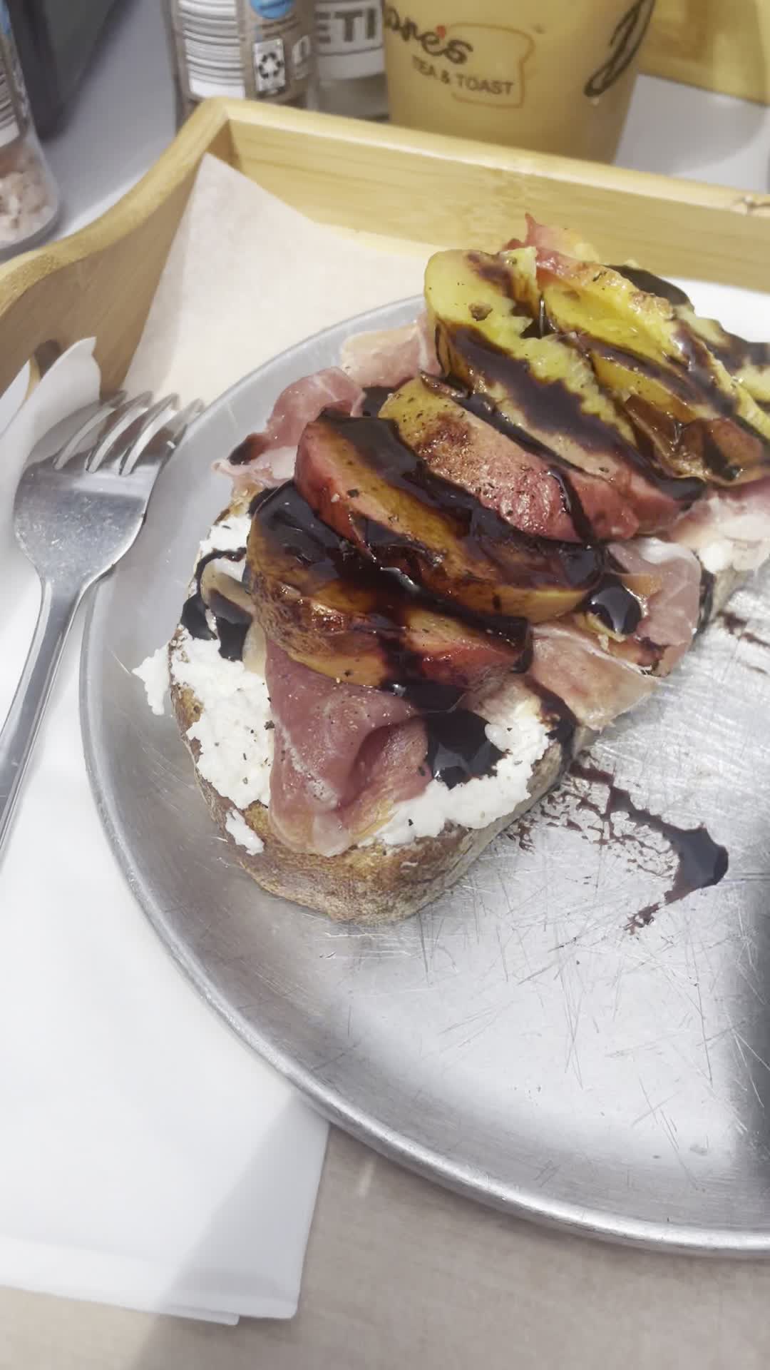 D'Amore's Tea & Toast