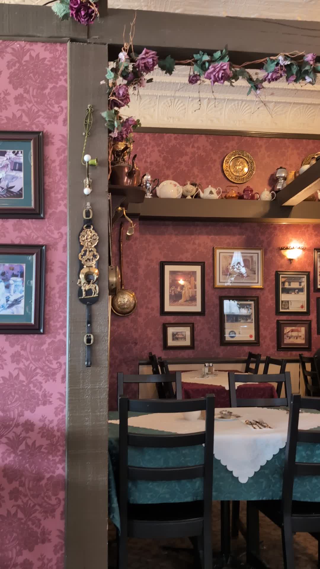 The Old Curiosity Tea Shop 