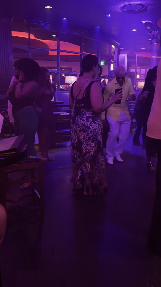 Hula’s Modern Tiki