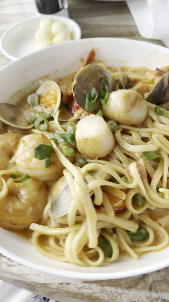 Bon Appetit Restaurant & Bar