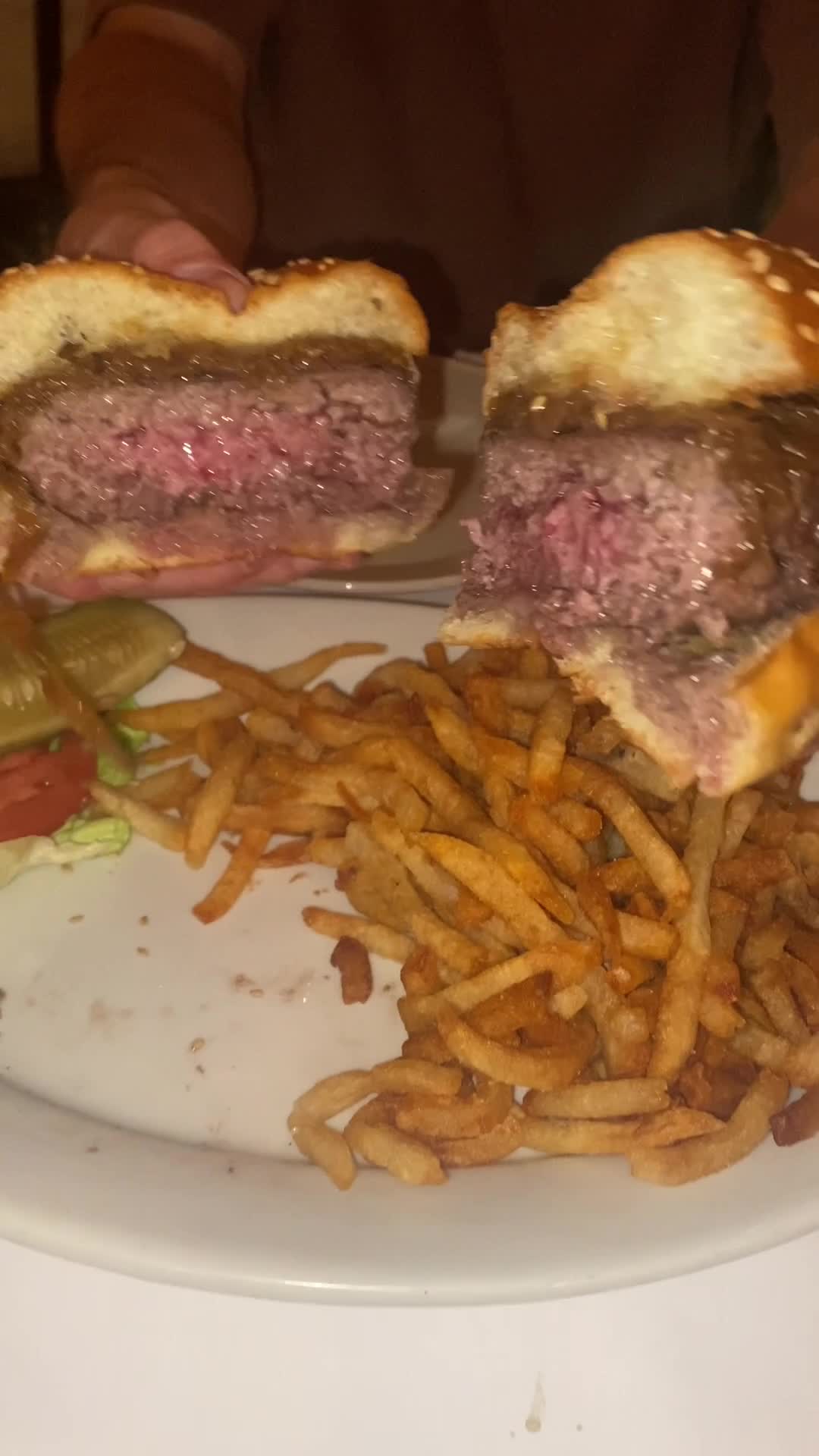 Video review of Minetta Tavern