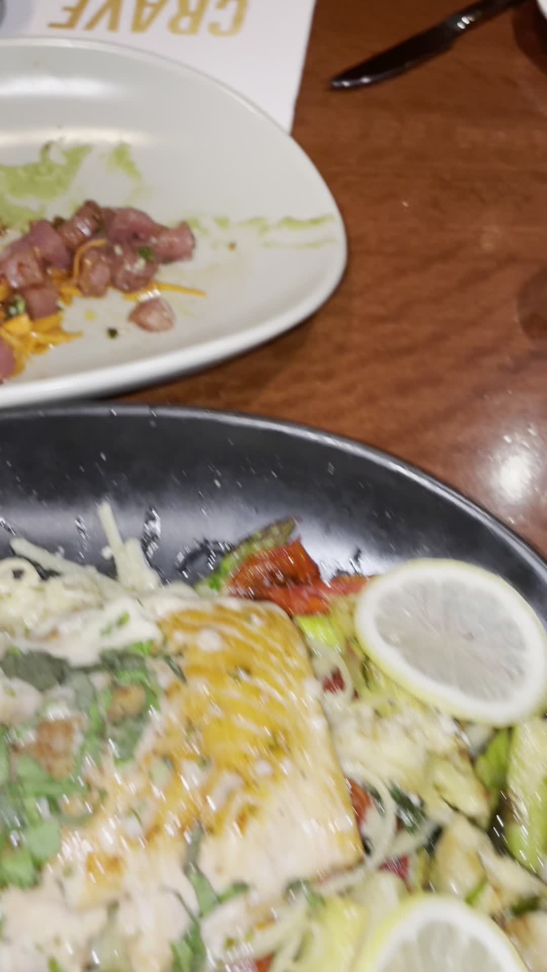 Video review of CRAVE American Kitchen & Sushi Bar