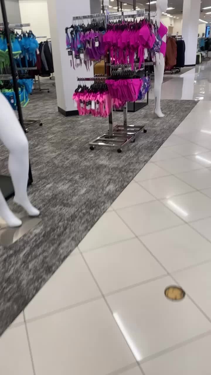 Video review of Macy's