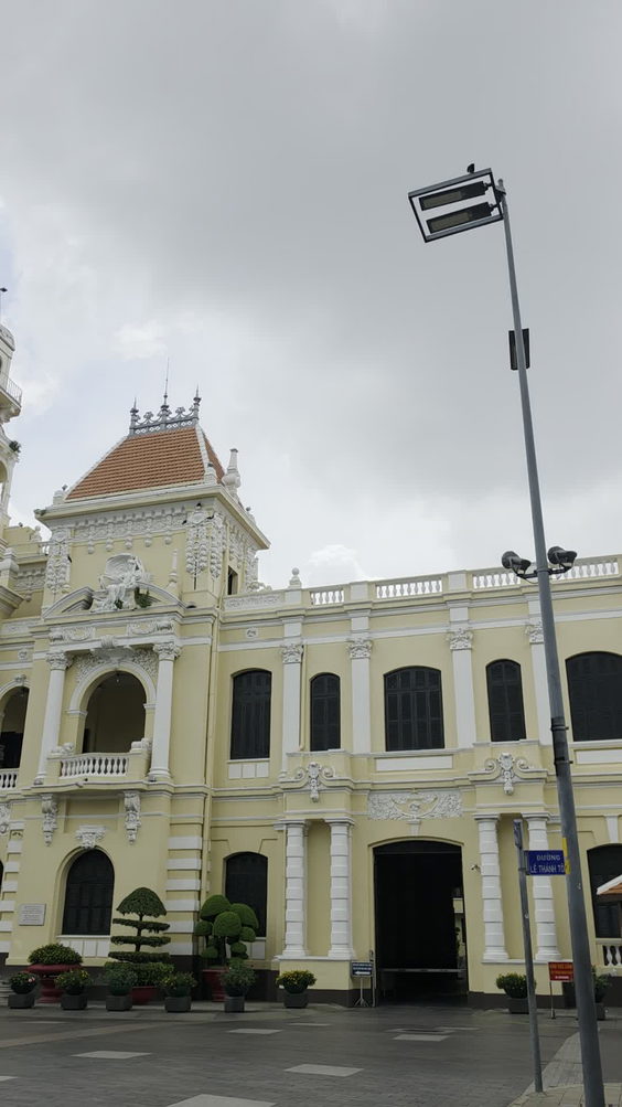 Ho Chi Minh City People's Committee Head Office (City Hall)