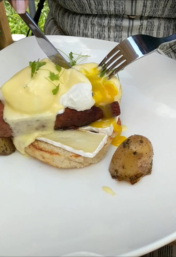 Bistro Mirepoix