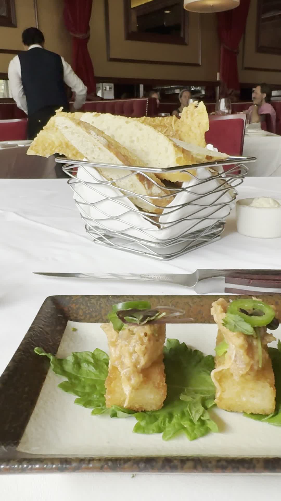 Video review of Chicago Cut Steakhouse