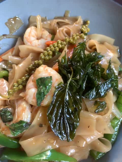 26 Thai Kitchen & Bar