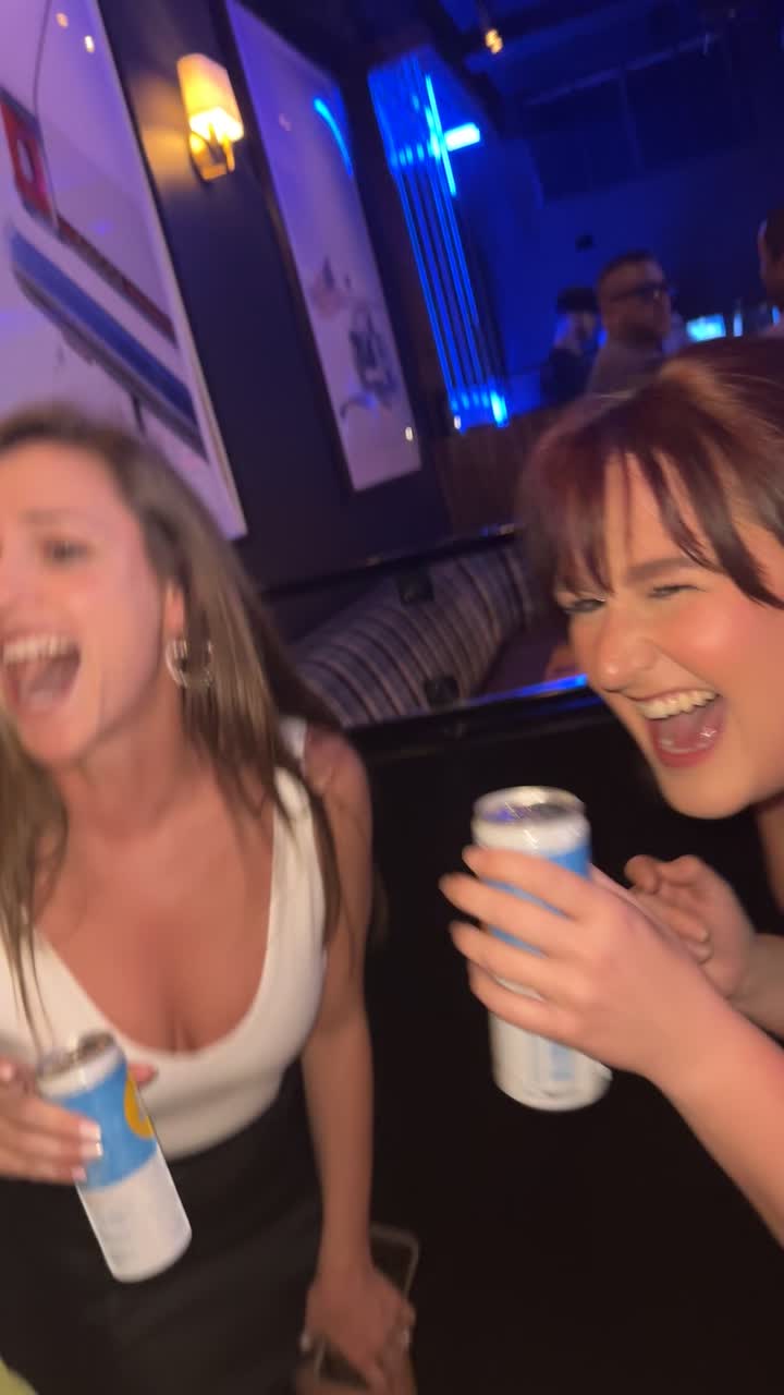 Video review of Elbo Room